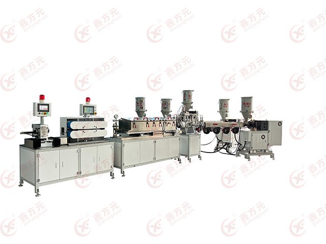 6 Layer Extruder Machine