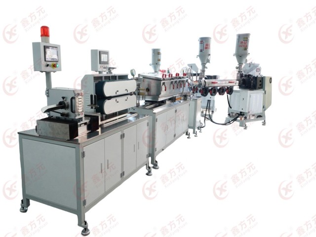 3 Layer Extruder Machine