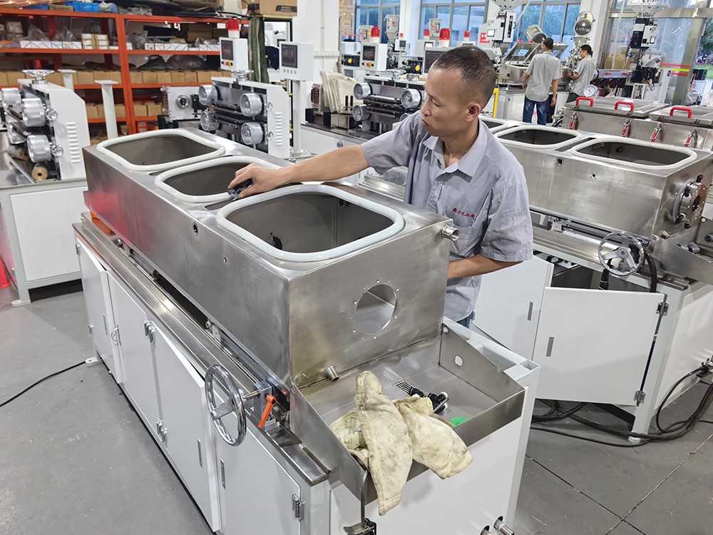 5-Layer Tube Extruder